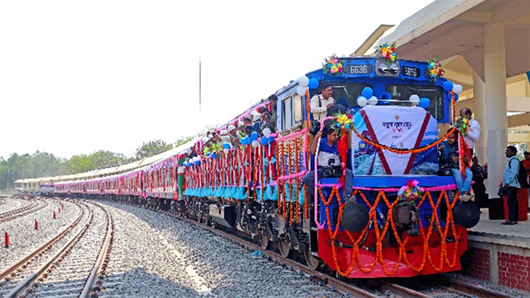 The inauguration ceremony for this railway bridge