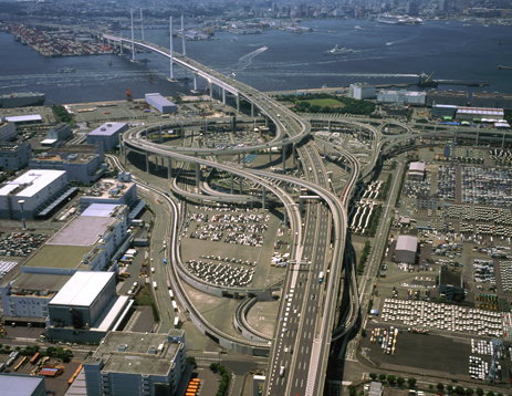 Yokohama Bay Bridge Daikoku harbor road