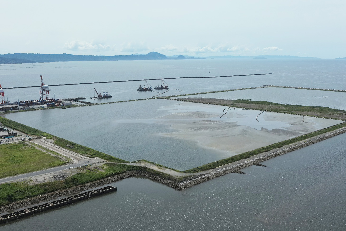 令和6年度 熊本港(夢咲島地区)岸壁(-7.5m)土砂撤去工事(第2次)