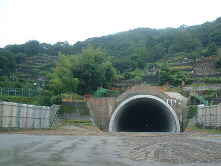 一般国道56号筆山トンネル